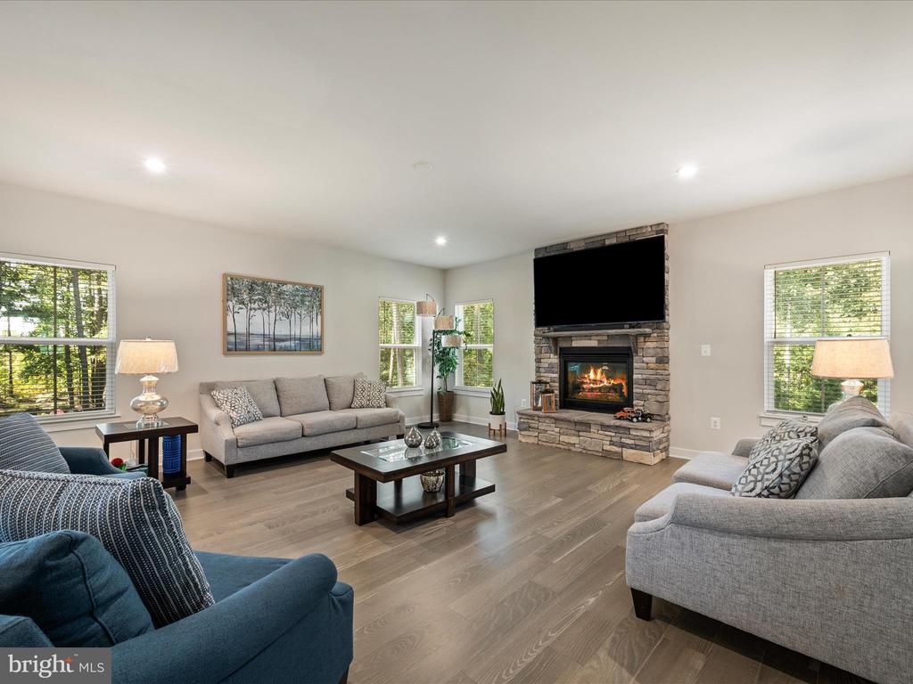 11710 SOUTHVIEW CT, SPOTSYLVANIA, Virginia 22551, 5 Bedrooms Bedrooms, ,3 BathroomsBathrooms,Residential,11710 SOUTHVIEW CT,VASP2036458 MLS # VASP2036458