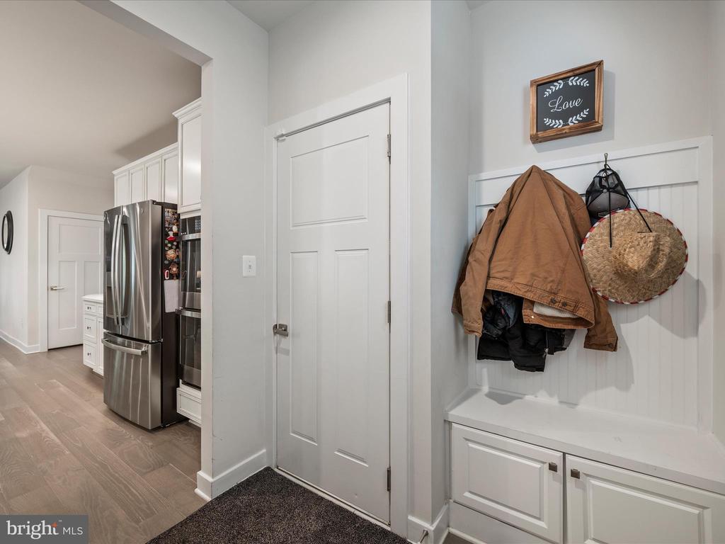 11710 SOUTHVIEW CT, SPOTSYLVANIA, Virginia 22551, 5 Bedrooms Bedrooms, ,3 BathroomsBathrooms,Residential,11710 SOUTHVIEW CT,VASP2036458 MLS # VASP2036458