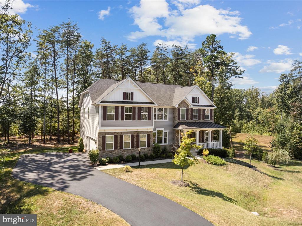 11710 SOUTHVIEW CT, SPOTSYLVANIA, Virginia 22551, 5 Bedrooms Bedrooms, ,3 BathroomsBathrooms,Residential,11710 SOUTHVIEW CT,VASP2036458 MLS # VASP2036458