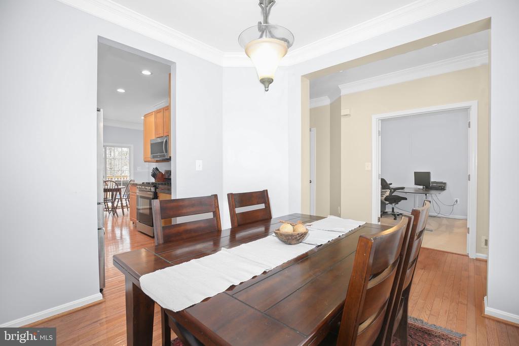 6112 HOT SPRING LN, FREDERICKSBURG, Virginia 22407, 3 Bedrooms Bedrooms, ,3 BathroomsBathrooms,Residential,6112 HOT SPRING LN,VASP2039386 MLS # VASP2039386