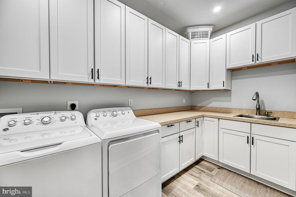 4600 MAGNOLIA HARBOUR DR, SPOTSYLVANIA, Virginia 22551, 3 Bedrooms Bedrooms, ,2 BathroomsBathrooms,Residential,4600 MAGNOLIA HARBOUR DR,VASP2039848 MLS # VASP2039848