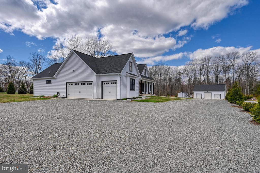 4600 MAGNOLIA HARBOUR DR, SPOTSYLVANIA, Virginia 22551, 3 Bedrooms Bedrooms, ,2 BathroomsBathrooms,Residential,4600 MAGNOLIA HARBOUR DR,VASP2039848 MLS # VASP2039848