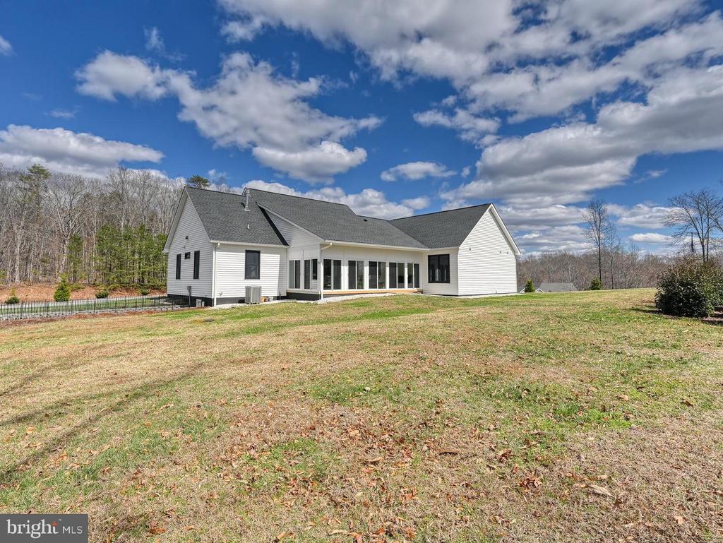 4600 MAGNOLIA HARBOUR DR, SPOTSYLVANIA, Virginia 22551, 3 Bedrooms Bedrooms, ,2 BathroomsBathrooms,Residential,4600 MAGNOLIA HARBOUR DR,VASP2039848 MLS # VASP2039848