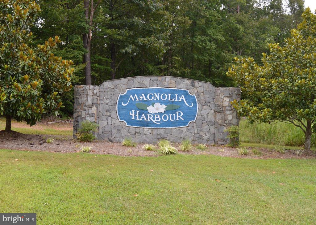 4600 MAGNOLIA HARBOUR DR, SPOTSYLVANIA, Virginia 22551, 3 Bedrooms Bedrooms, ,2 BathroomsBathrooms,Residential,4600 MAGNOLIA HARBOUR DR,VASP2039848 MLS # VASP2039848