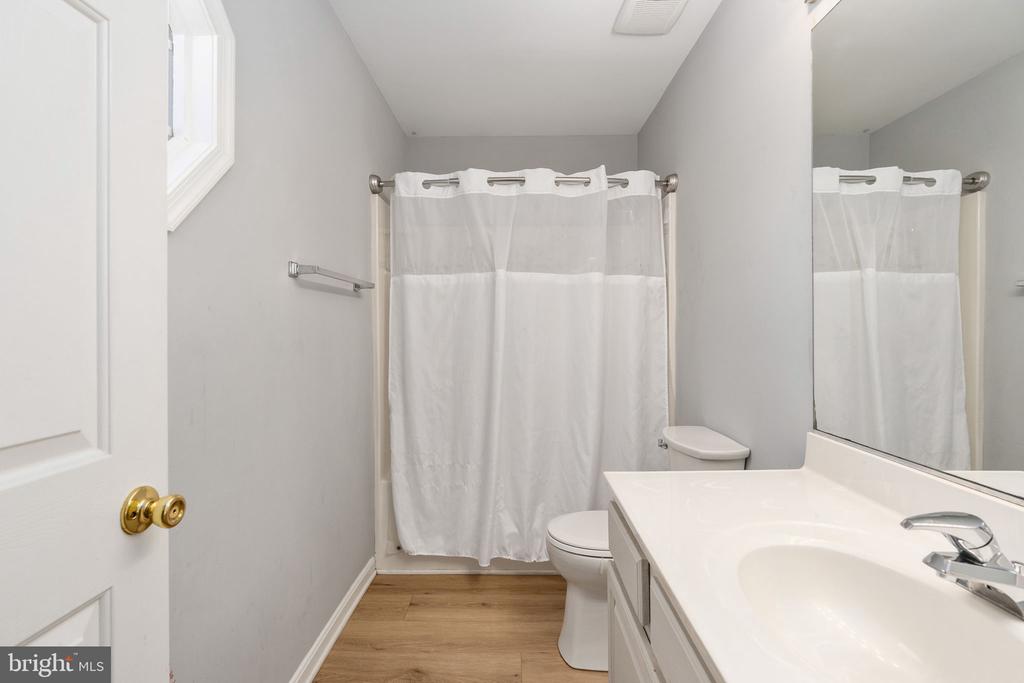 7541 EGGBORNSVILLE RD, RIXEYVILLE, Virginia 22737, 3 Bedrooms Bedrooms, ,2 BathroomsBathrooms,Residential,7541 EGGBORNSVILLE RD,VACU2013000 MLS # VACU2013000