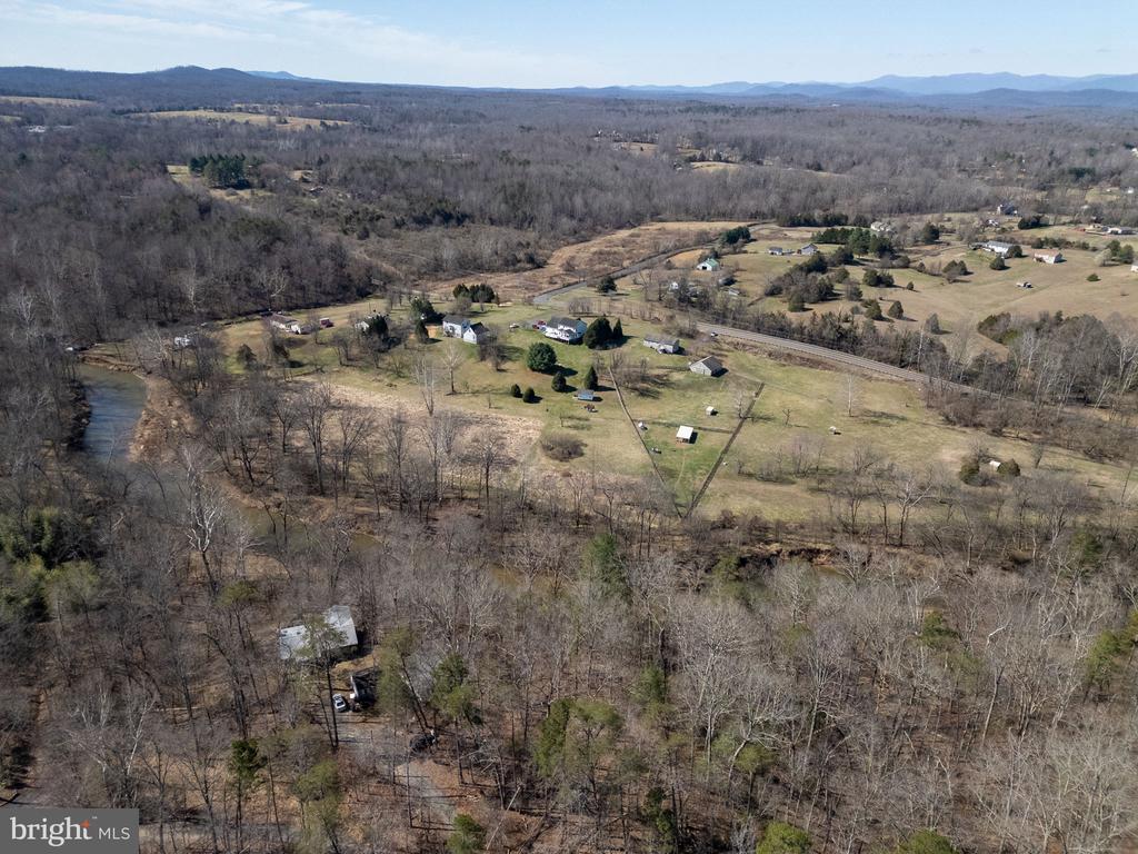 7541 EGGBORNSVILLE RD, RIXEYVILLE, Virginia 22737, 3 Bedrooms Bedrooms, ,2 BathroomsBathrooms,Residential,7541 EGGBORNSVILLE RD,VACU2013000 MLS # VACU2013000