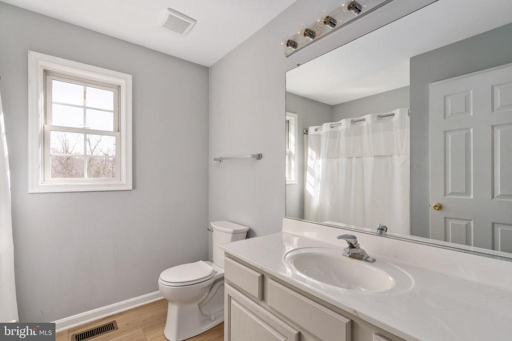 7541 EGGBORNSVILLE RD, RIXEYVILLE, Virginia 22737, 3 Bedrooms Bedrooms, ,2 BathroomsBathrooms,Residential,7541 EGGBORNSVILLE RD,VACU2013000 MLS # VACU2013000