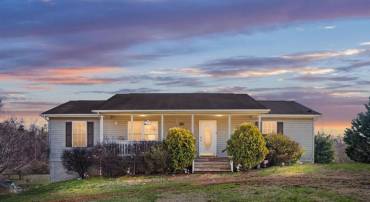 7541 EGGBORNSVILLE RD, RIXEYVILLE, Virginia 22737, 3 Bedrooms Bedrooms, ,2 BathroomsBathrooms,Residential,7541 EGGBORNSVILLE RD,VACU2013000 MLS # VACU2013000