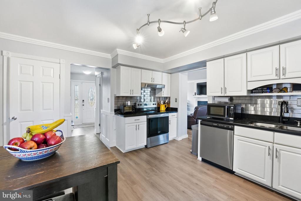 679 ROCKY KNOLL ARCH, CULPEPER, Virginia 22701, 4 Bedrooms Bedrooms, ,2 BathroomsBathrooms,Residential,HIDDEN FIELDS,679 ROCKY KNOLL ARCH,VACU2013036 MLS # VACU2013036 679 ROCKY KNOLL ARCH, CULPEPER, Virginia 22701, 4 Bedrooms Bedrooms, ,2 BathroomsBathrooms,Residential,HIDDEN FIELDS,679 ROCKY KNOLL ARCH,VACU2013036 MLS # VACU2013036