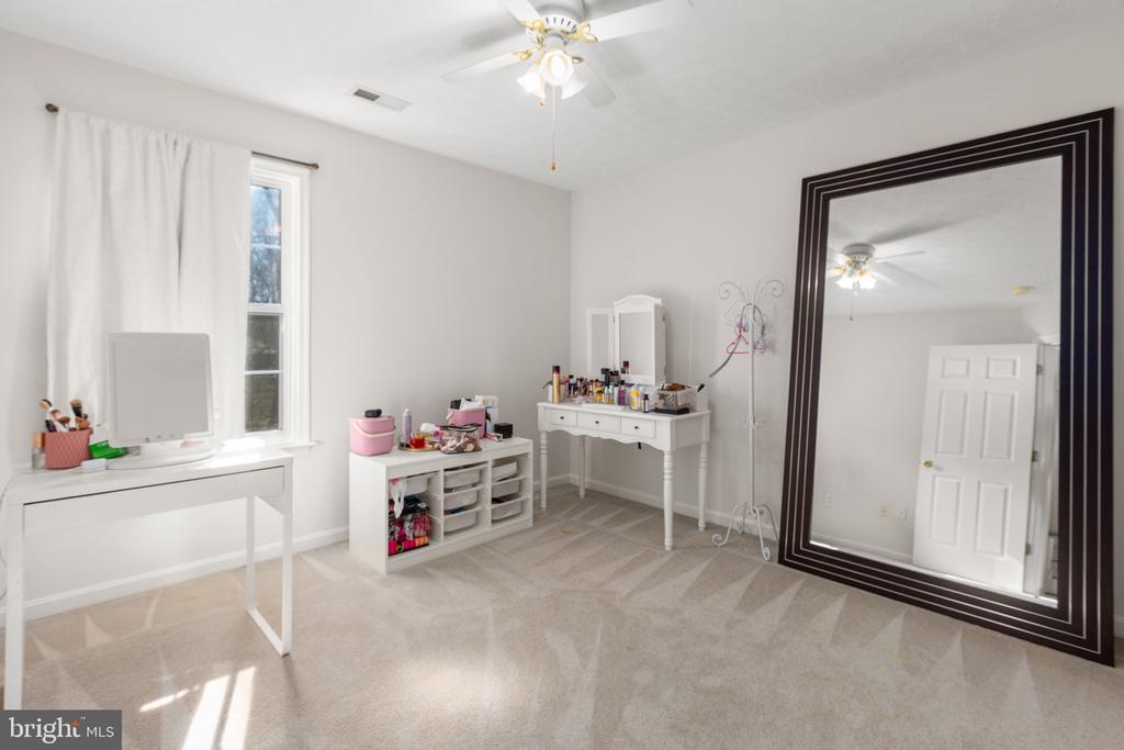 3804 TWIFORD CT, FREDERICKSBURG, Virginia 22408, 4 Bedrooms Bedrooms, ,3 BathroomsBathrooms,Residential,3804 TWIFORD CT,VASP2040066 MLS # VASP2040066 3804 TWIFORD CT, FREDERICKSBURG, Virginia 22408, 4 Bedrooms Bedrooms, ,3 BathroomsBathrooms,Residential,3804 TWIFORD CT,VASP2040066 MLS # VASP2040066