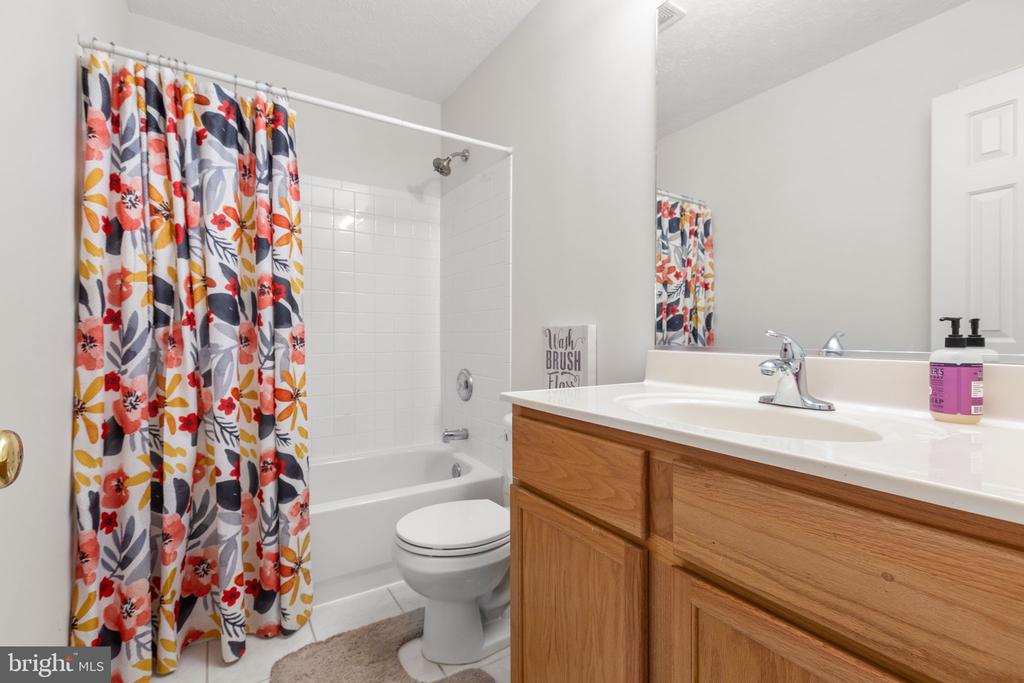 3804 TWIFORD CT, FREDERICKSBURG, Virginia 22408, 4 Bedrooms Bedrooms, ,3 BathroomsBathrooms,Residential,3804 TWIFORD CT,VASP2040066 MLS # VASP2040066 3804 TWIFORD CT, FREDERICKSBURG, Virginia 22408, 4 Bedrooms Bedrooms, ,3 BathroomsBathrooms,Residential,3804 TWIFORD CT,VASP2040066 MLS # VASP2040066