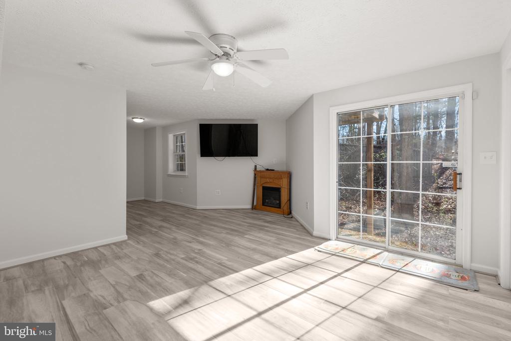 3804 TWIFORD CT, FREDERICKSBURG, Virginia 22408, 4 Bedrooms Bedrooms, ,3 BathroomsBathrooms,Residential,3804 TWIFORD CT,VASP2040066 MLS # VASP2040066 3804 TWIFORD CT, FREDERICKSBURG, Virginia 22408, 4 Bedrooms Bedrooms, ,3 BathroomsBathrooms,Residential,3804 TWIFORD CT,VASP2040066 MLS # VASP2040066