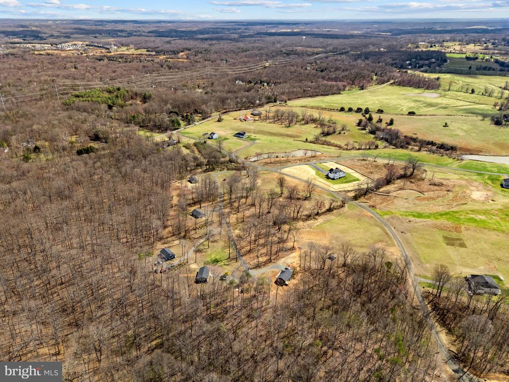 7 FLETCHER LN, AMISSVILLE, Virginia 20106, 2 Bedrooms Bedrooms, ,2 BathroomsBathrooms,Residential,7 FLETCHER LN,VACU2013010 MLS # VACU2013010