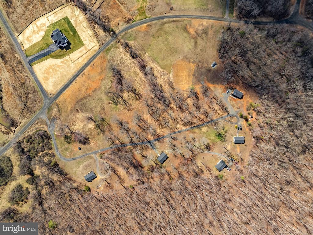 7 FLETCHER LN, AMISSVILLE, Virginia 20106, 2 Bedrooms Bedrooms, ,2 BathroomsBathrooms,Residential,7 FLETCHER LN,VACU2013010 MLS # VACU2013010