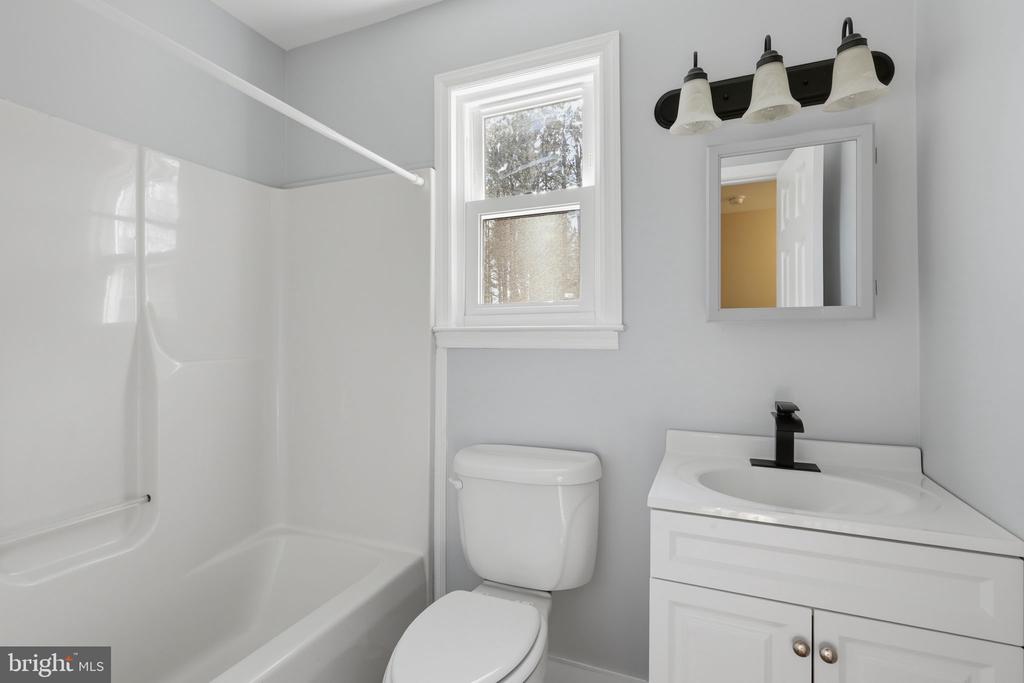 6240 MASSEY RD, SPOTSYLVANIA, Virginia 22551, 3 Bedrooms Bedrooms, ,2 BathroomsBathrooms,Residential,6240 MASSEY RD,VASP2040222 MLS # VASP2040222 6240 MASSEY RD, SPOTSYLVANIA, Virginia 22551, 3 Bedrooms Bedrooms, ,2 BathroomsBathrooms,Residential,6240 MASSEY RD,VASP2040222 MLS # VASP2040222