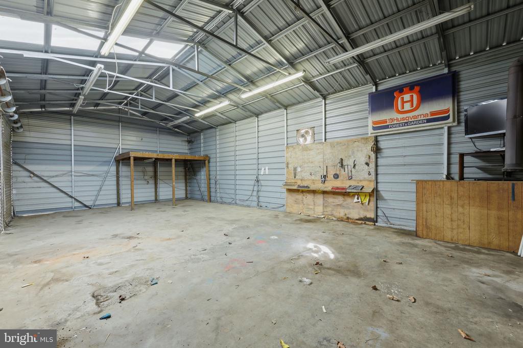 6240 MASSEY RD, SPOTSYLVANIA, Virginia 22551, 3 Bedrooms Bedrooms, ,2 BathroomsBathrooms,Residential,6240 MASSEY RD,VASP2040222 MLS # VASP2040222 6240 MASSEY RD, SPOTSYLVANIA, Virginia 22551, 3 Bedrooms Bedrooms, ,2 BathroomsBathrooms,Residential,6240 MASSEY RD,VASP2040222 MLS # VASP2040222