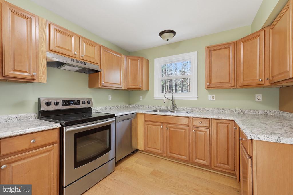 6240 MASSEY RD, SPOTSYLVANIA, Virginia 22551, 3 Bedrooms Bedrooms, ,2 BathroomsBathrooms,Residential,6240 MASSEY RD,VASP2040222 MLS # VASP2040222 6240 MASSEY RD, SPOTSYLVANIA, Virginia 22551, 3 Bedrooms Bedrooms, ,2 BathroomsBathrooms,Residential,6240 MASSEY RD,VASP2040222 MLS # VASP2040222