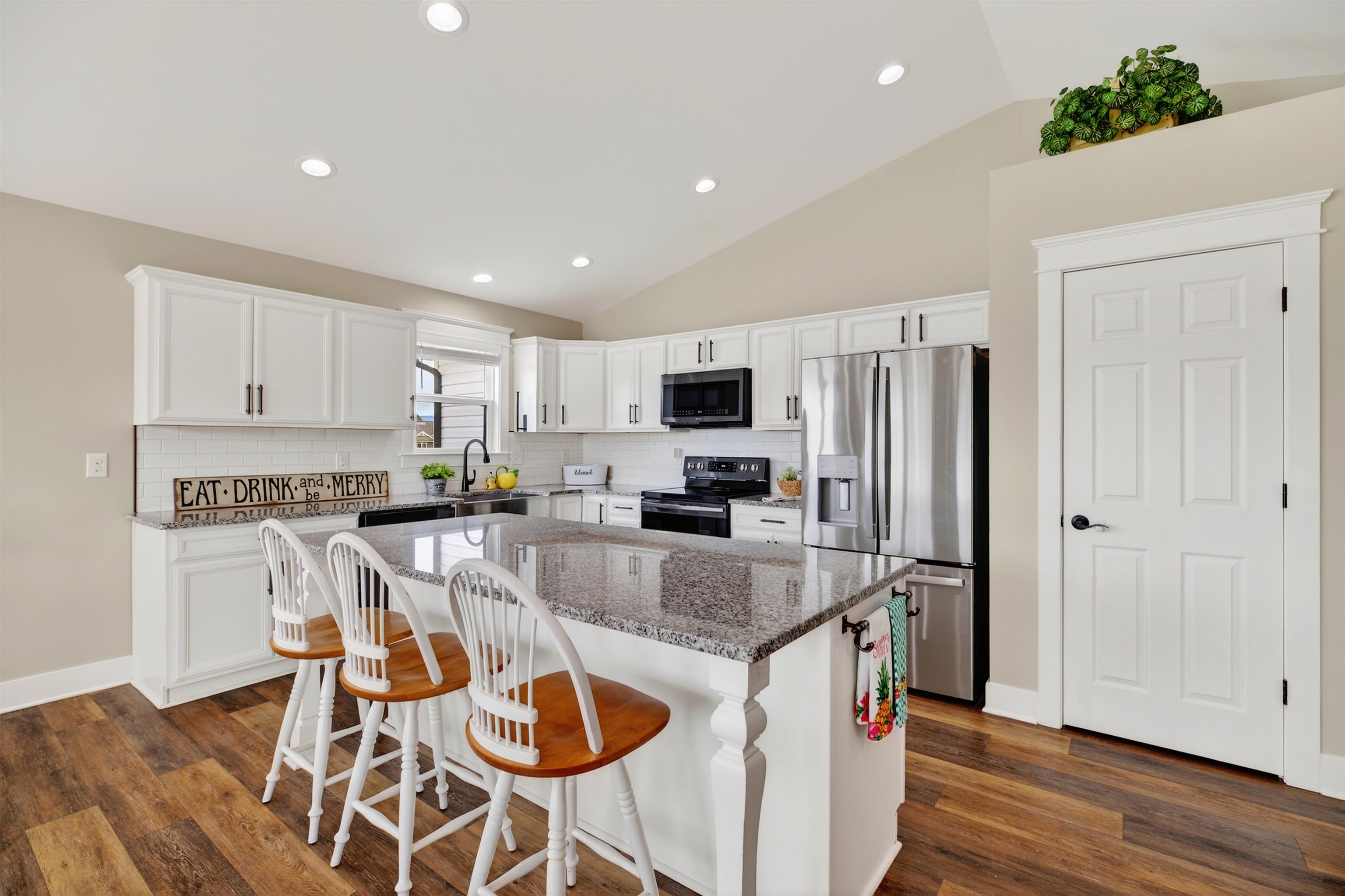 30 OAKBRIDGE DR, WAYNESBORO, Virginia 22980, 4 Bedrooms Bedrooms, ,2 BathroomsBathrooms,Residential,30 OAKBRIDGE DR,674650 MLS # 674650 30 OAKBRIDGE DR, WAYNESBORO, Virginia 22980, 4 Bedrooms Bedrooms, ,2 BathroomsBathrooms,Residential,30 OAKBRIDGE DR,674650 MLS # 674650