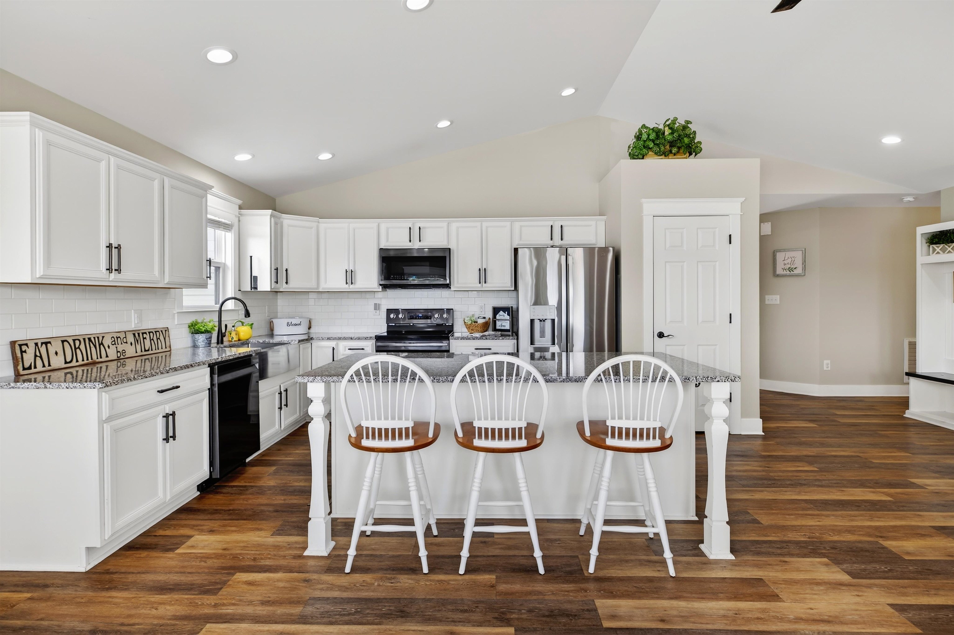 30 OAKBRIDGE DR, WAYNESBORO, Virginia 22980, 4 Bedrooms Bedrooms, ,2 BathroomsBathrooms,Residential,30 OAKBRIDGE DR,674650 MLS # 674650 30 OAKBRIDGE DR, WAYNESBORO, Virginia 22980, 4 Bedrooms Bedrooms, ,2 BathroomsBathrooms,Residential,30 OAKBRIDGE DR,674650 MLS # 674650