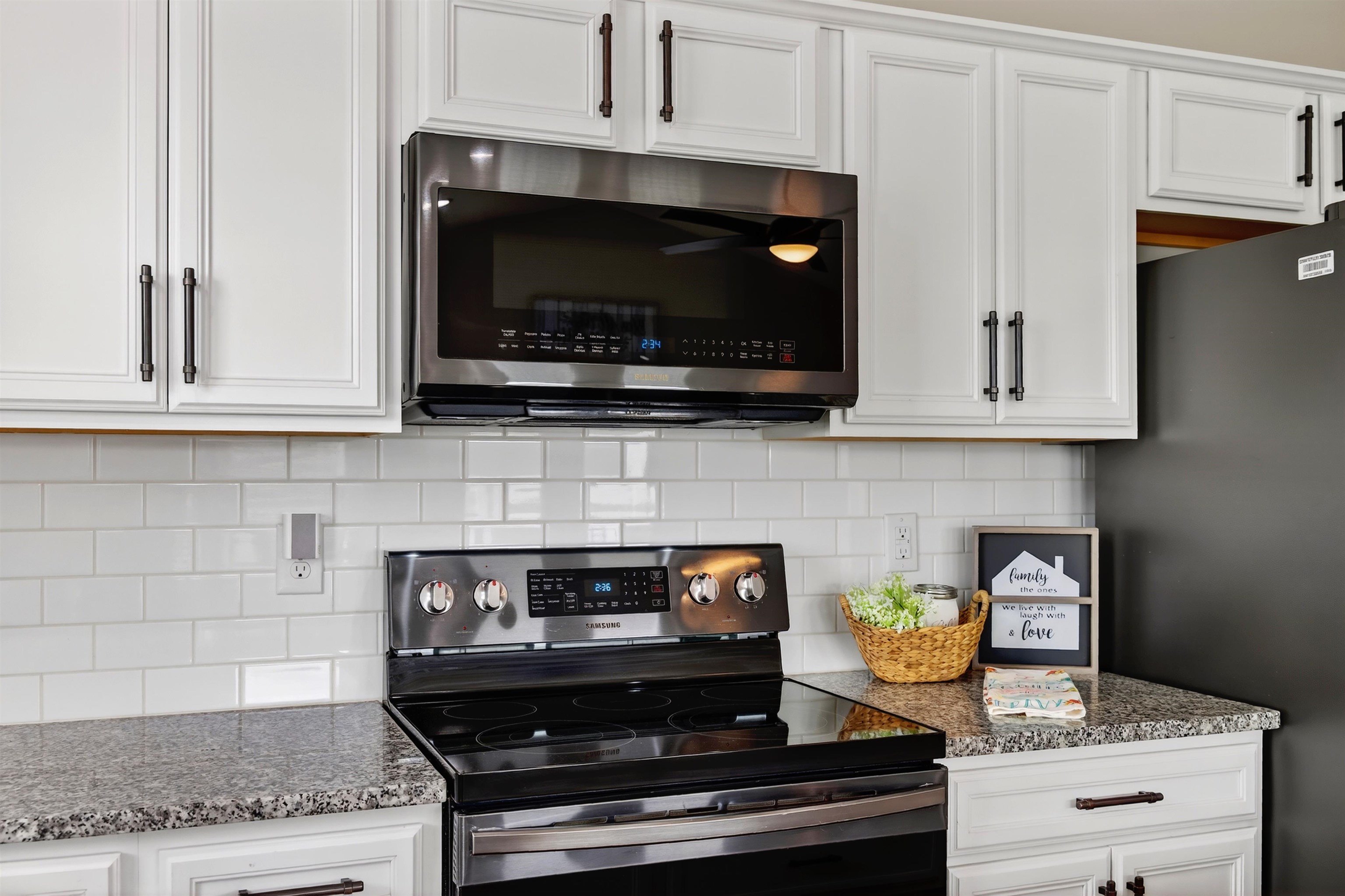 30 OAKBRIDGE DR, WAYNESBORO, Virginia 22980, 4 Bedrooms Bedrooms, ,2 BathroomsBathrooms,Residential,30 OAKBRIDGE DR,674650 MLS # 674650 30 OAKBRIDGE DR, WAYNESBORO, Virginia 22980, 4 Bedrooms Bedrooms, ,2 BathroomsBathrooms,Residential,30 OAKBRIDGE DR,674650 MLS # 674650