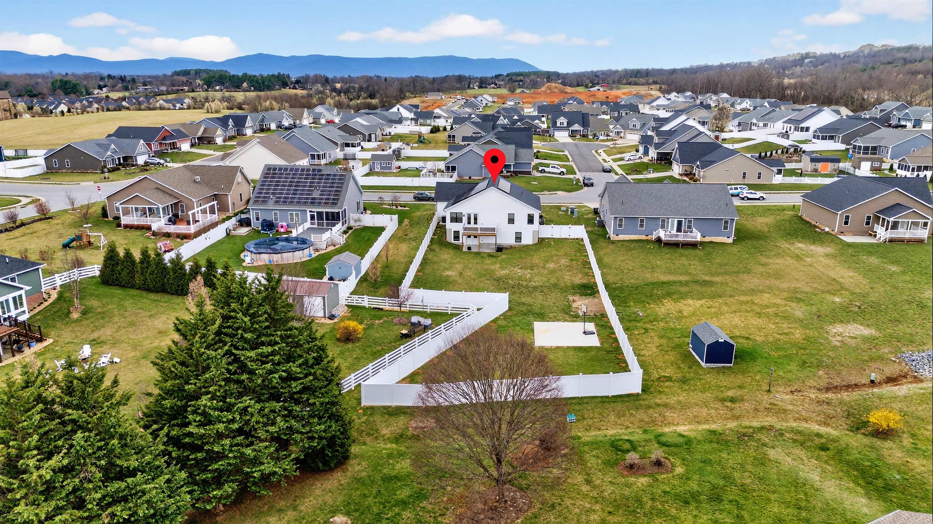 30 OAKBRIDGE DR, WAYNESBORO, Virginia 22980, 4 Bedrooms Bedrooms, ,2 BathroomsBathrooms,Residential,30 OAKBRIDGE DR,674650 MLS # 674650 30 OAKBRIDGE DR, WAYNESBORO, Virginia 22980, 4 Bedrooms Bedrooms, ,2 BathroomsBathrooms,Residential,30 OAKBRIDGE DR,674650 MLS # 674650