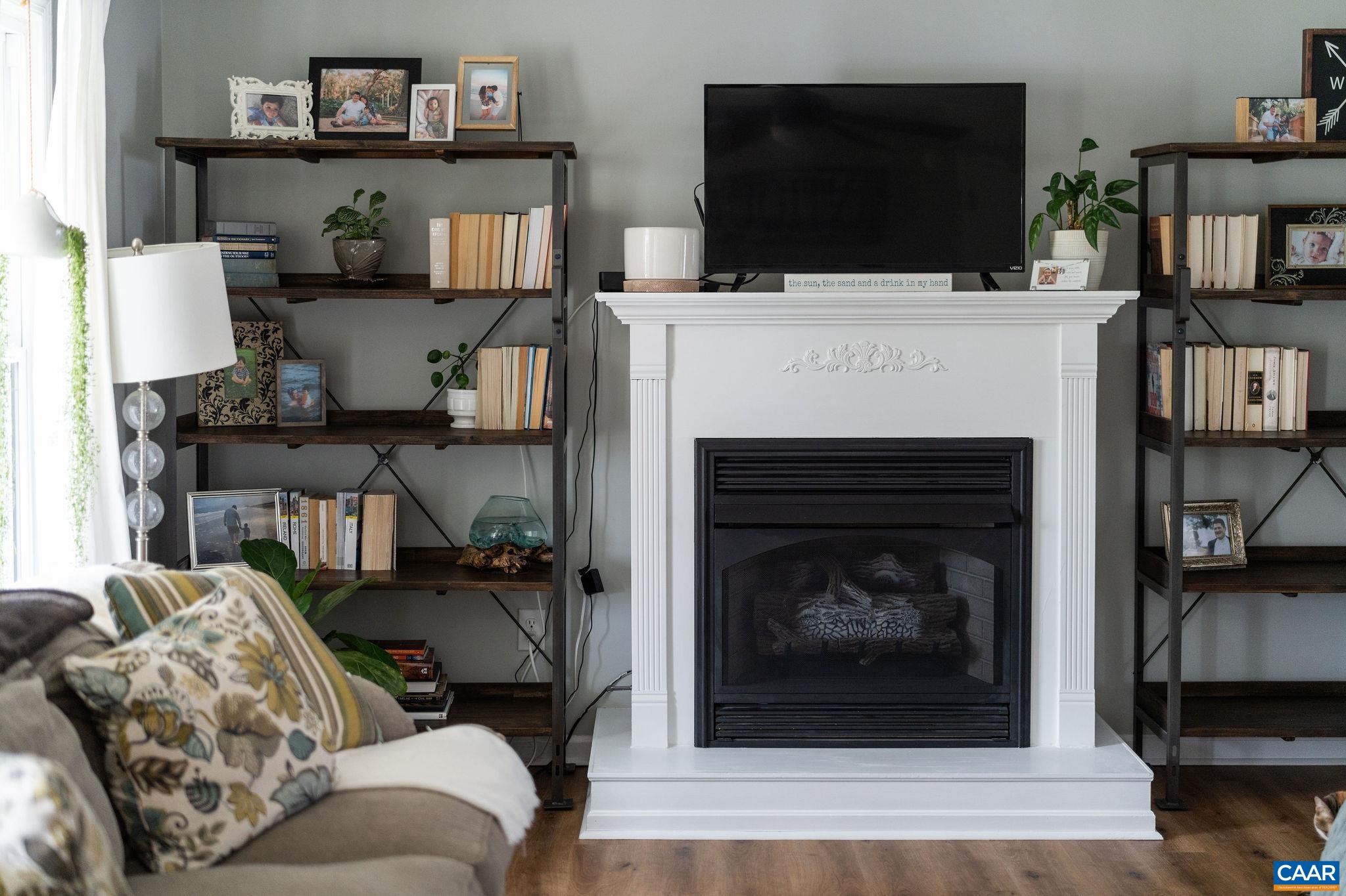 205 YOUNT AVE, STAUNTON, Virginia 24401, 3 Bedrooms Bedrooms, ,2 BathroomsBathrooms,Residential,205 YOUNT AVE,674652 MLS # 674652