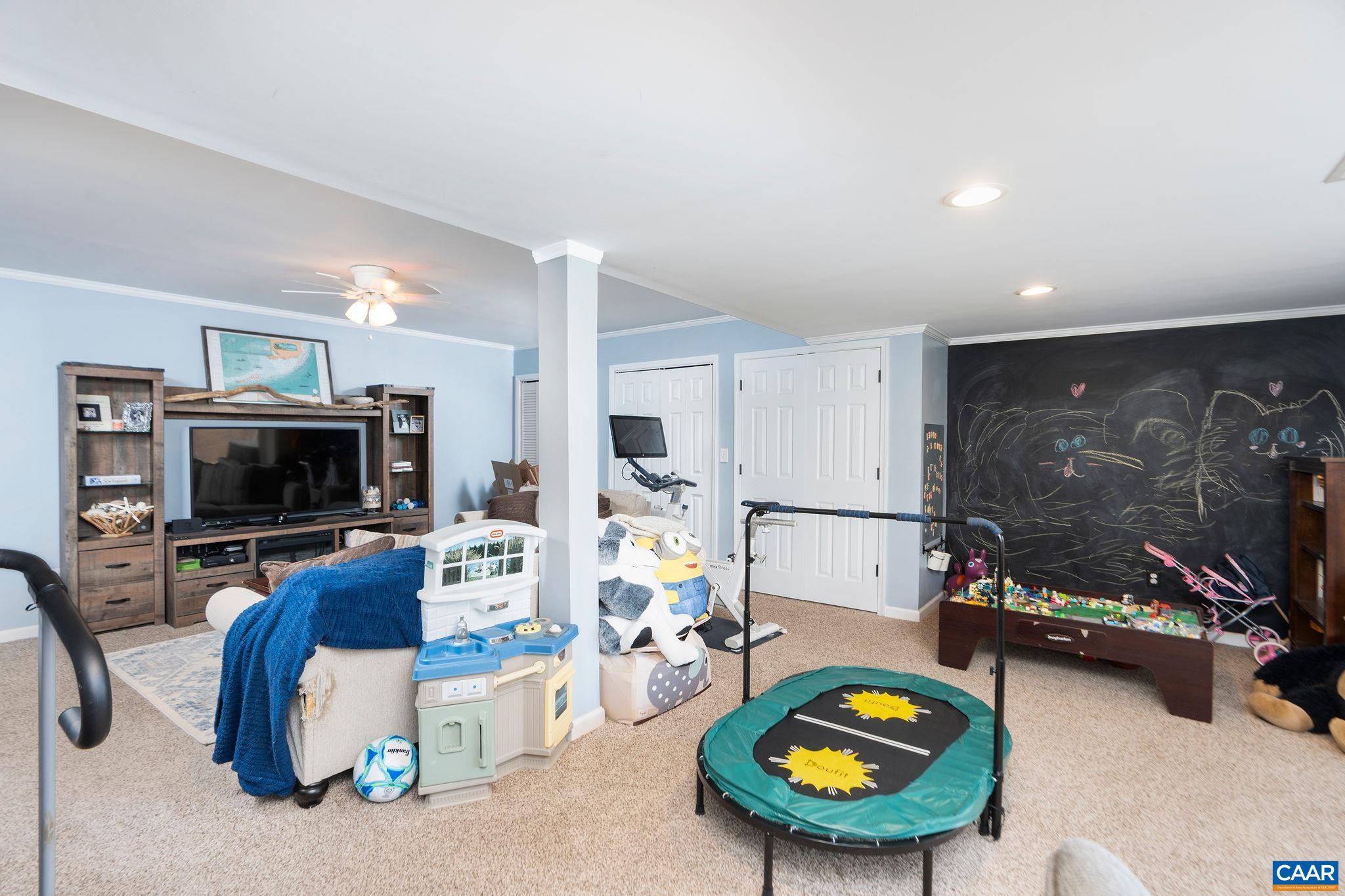 205 YOUNT AVE, STAUNTON, Virginia 24401, 3 Bedrooms Bedrooms, ,2 BathroomsBathrooms,Residential,205 YOUNT AVE,674652 MLS # 674652