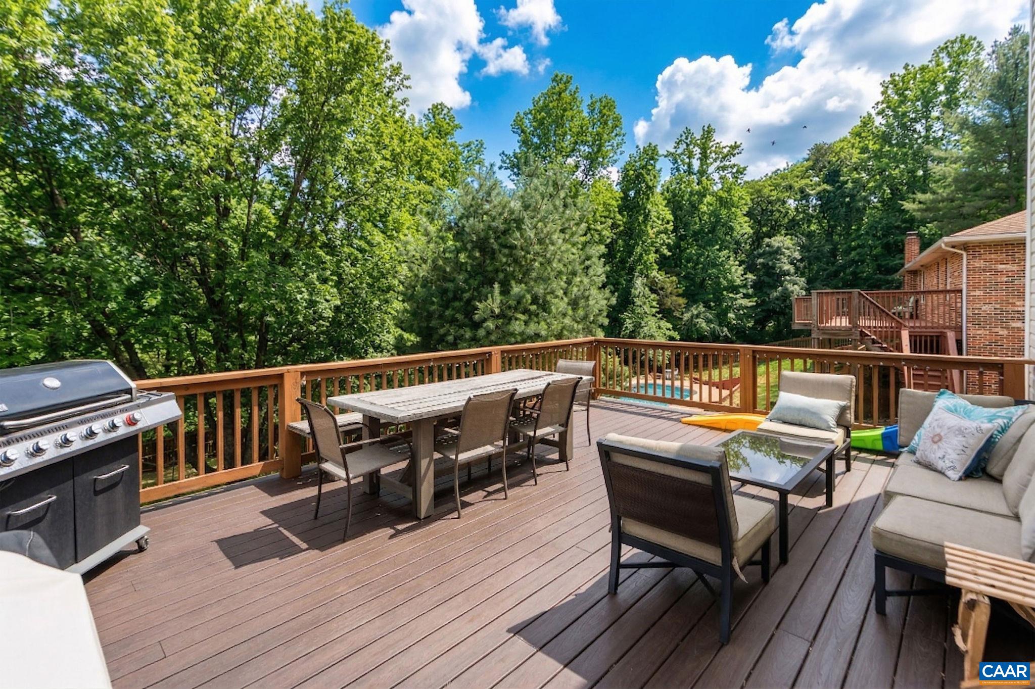 205 YOUNT AVE, STAUNTON, Virginia 24401, 3 Bedrooms Bedrooms, ,2 BathroomsBathrooms,Residential,205 YOUNT AVE,674652 MLS # 674652