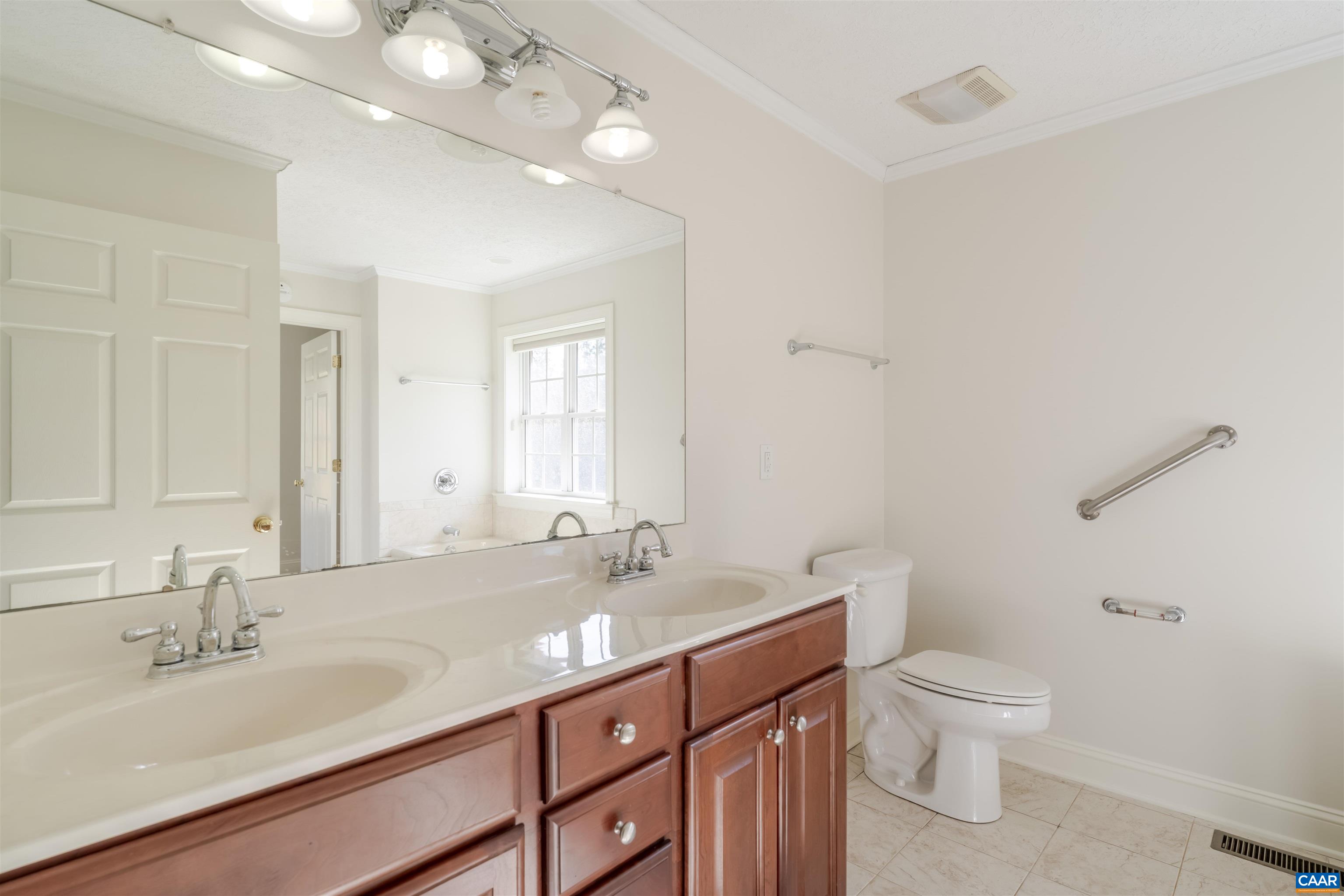 2508 THOMAS JEFFERSON PKWY, CHARLOTTESVILLE, Virginia 22902, 3 Bedrooms Bedrooms, ,2 BathroomsBathrooms,Residential,2508 THOMAS JEFFERSON PKWY,674653 MLS # 674653