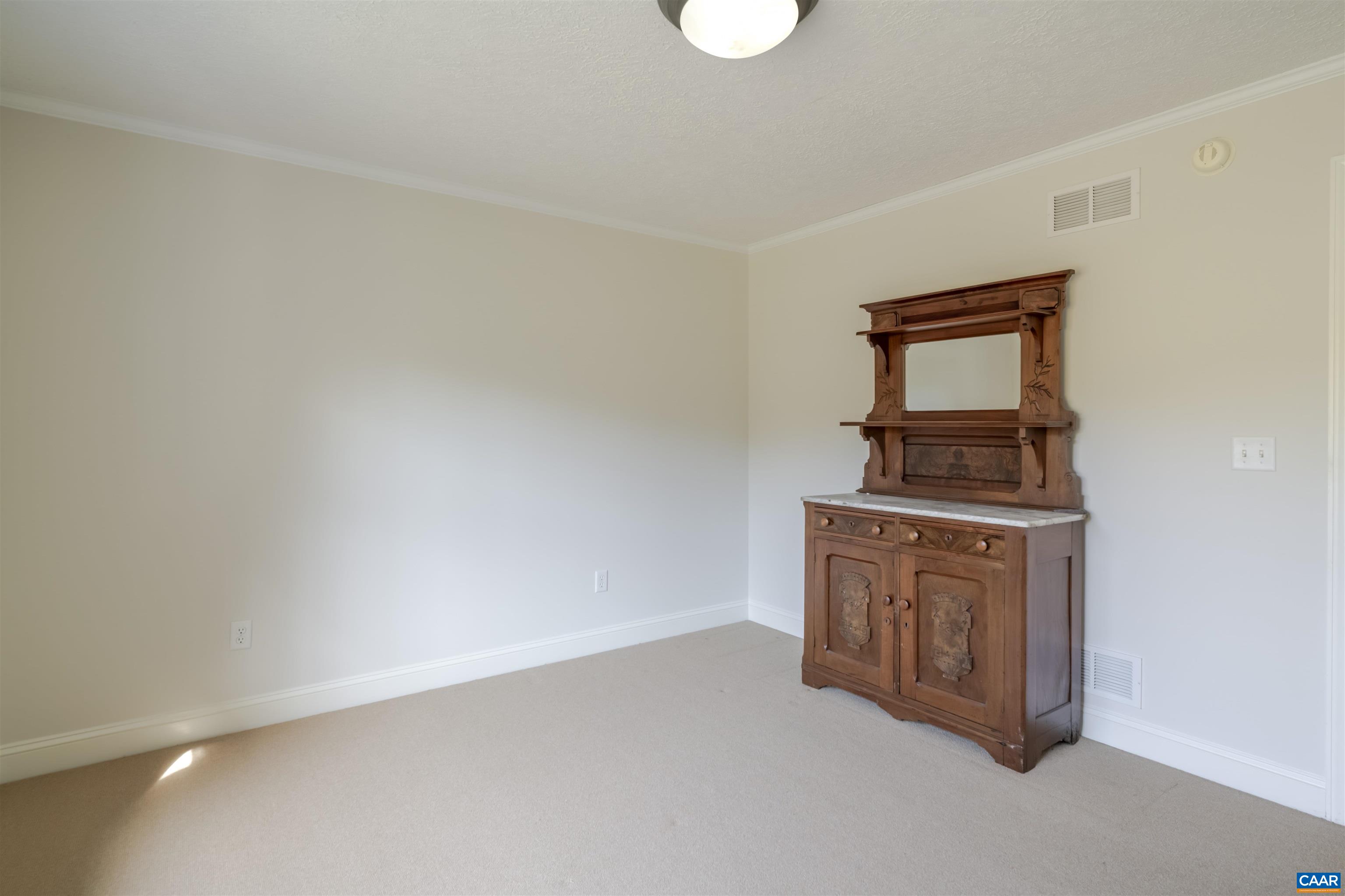 2508 THOMAS JEFFERSON PKWY, CHARLOTTESVILLE, Virginia 22902, 3 Bedrooms Bedrooms, ,2 BathroomsBathrooms,Residential,2508 THOMAS JEFFERSON PKWY,674653 MLS # 674653