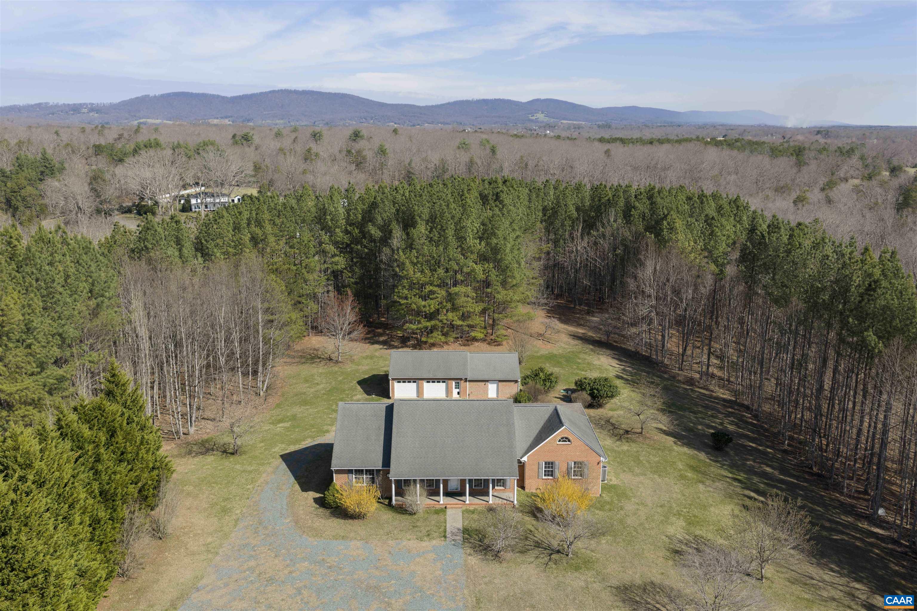 2508 THOMAS JEFFERSON PKWY, CHARLOTTESVILLE, Virginia 22902, 3 Bedrooms Bedrooms, ,2 BathroomsBathrooms,Residential,2508 THOMAS JEFFERSON PKWY,674653 MLS # 674653