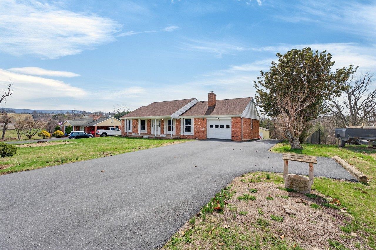 181 GRAVELS RD, ROCKINGHAM, Virginia 22801, 3 Bedrooms Bedrooms, ,2 BathroomsBathrooms,Residential,181 GRAVELS RD,674660 MLS # 674660
