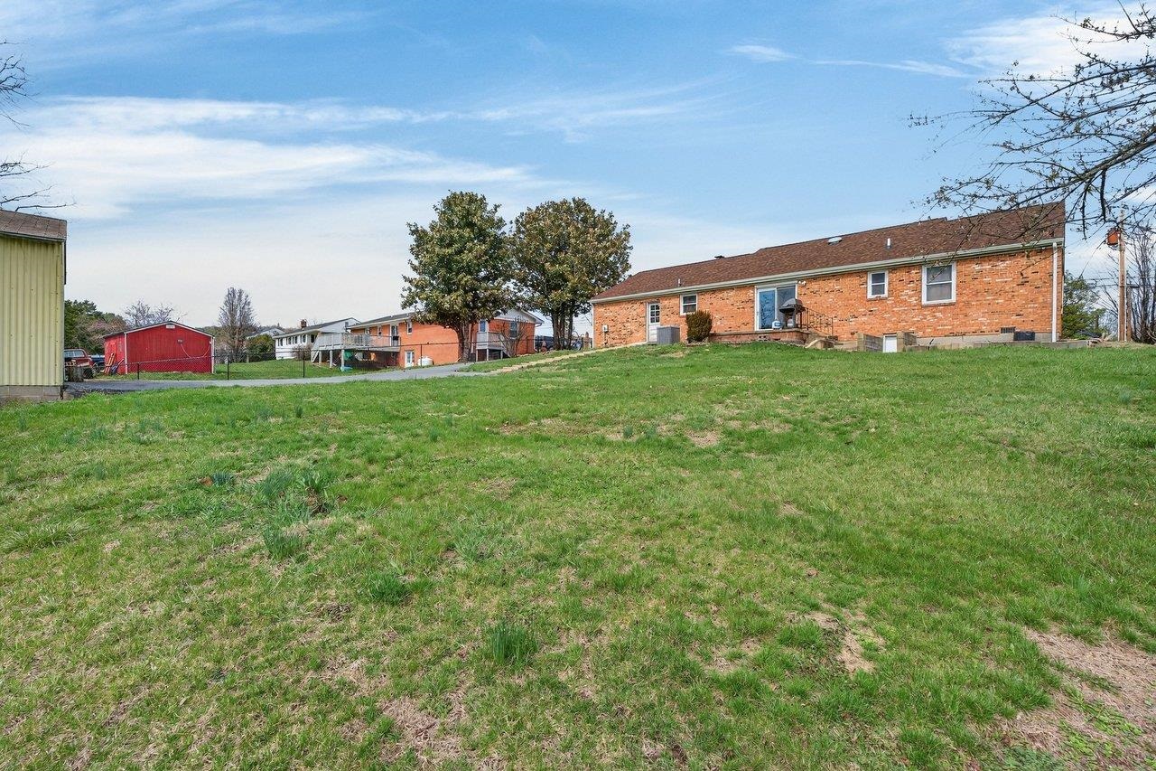 181 GRAVELS RD, ROCKINGHAM, Virginia 22801, 3 Bedrooms Bedrooms, ,2 BathroomsBathrooms,Residential,181 GRAVELS RD,674660 MLS # 674660