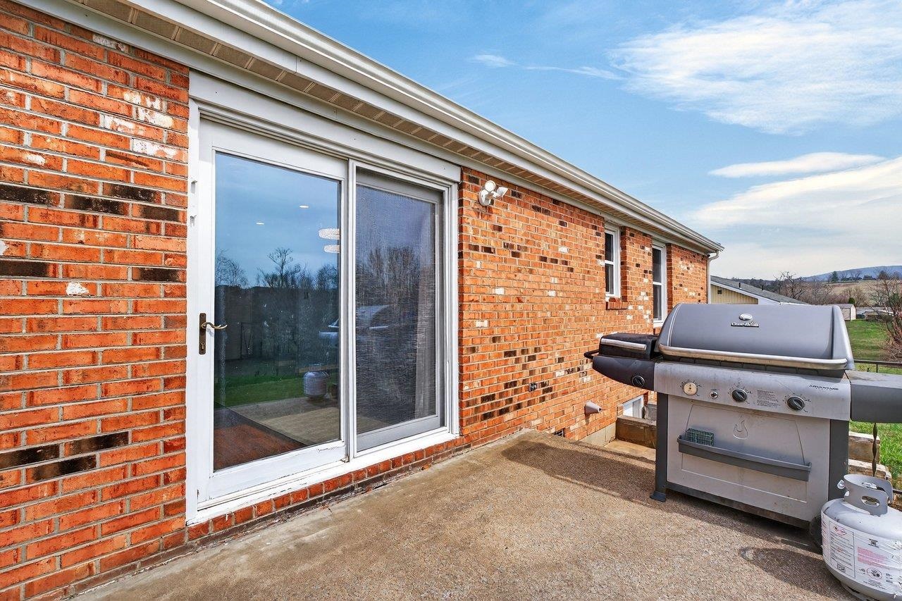 181 GRAVELS RD, ROCKINGHAM, Virginia 22801, 3 Bedrooms Bedrooms, ,2 BathroomsBathrooms,Residential,181 GRAVELS RD,674660 MLS # 674660