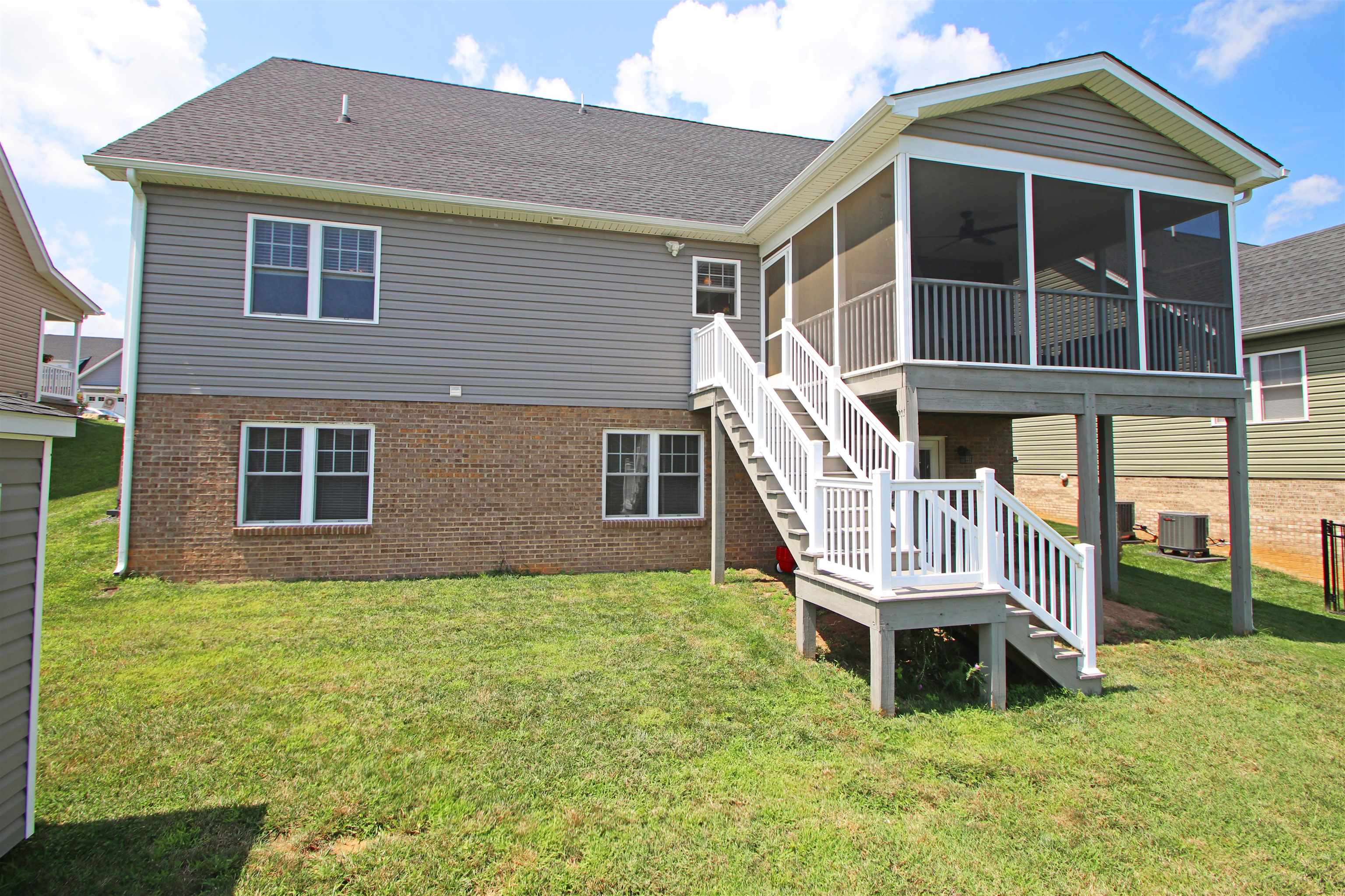 224 SPRING RUN LN, WAYNESBORO, Virginia 22980, 3 Bedrooms Bedrooms, ,3 BathroomsBathrooms,Residential,224 SPRING RUN LN,674663 MLS # 674663