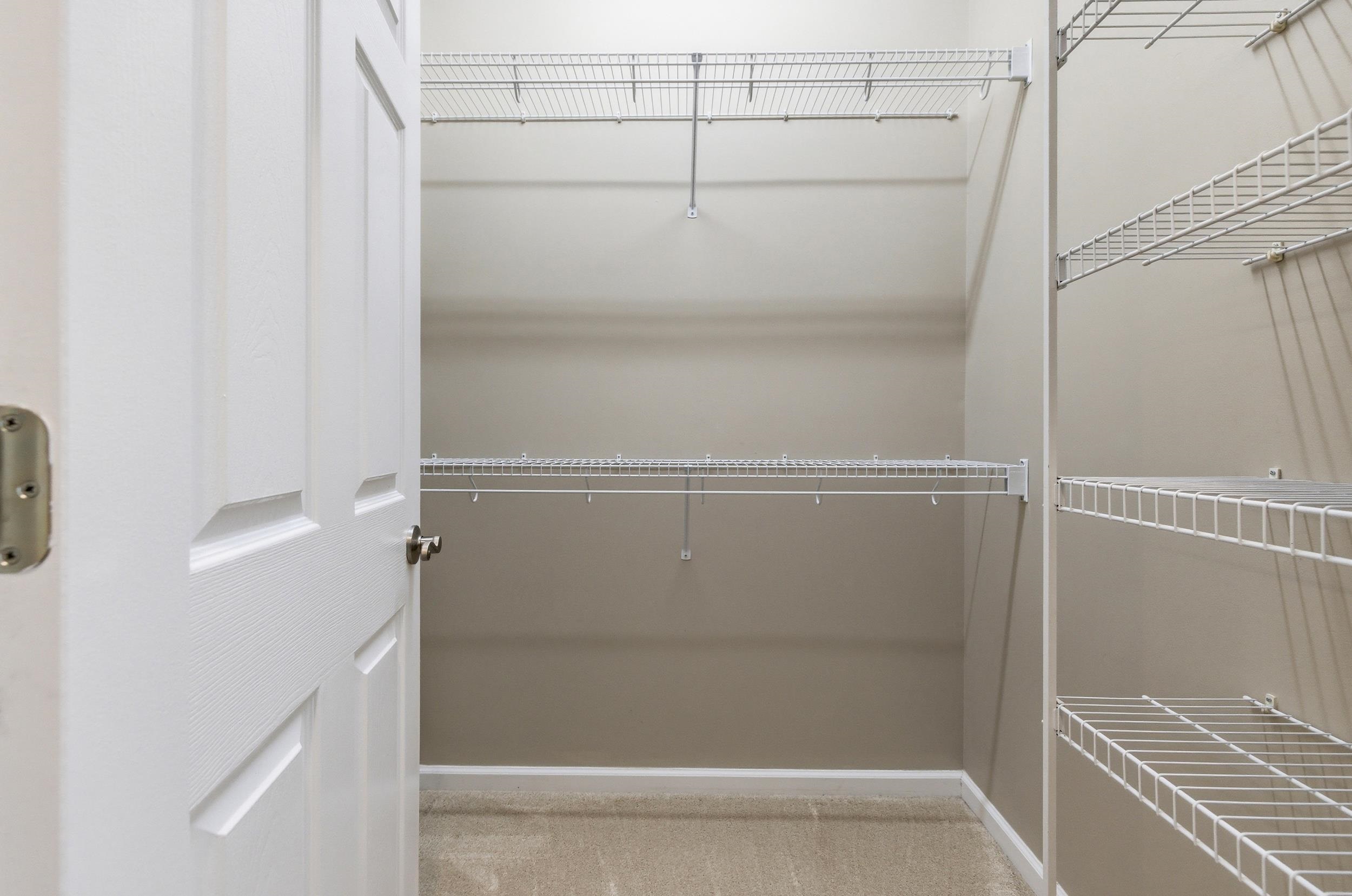 398 SPRING OAKS DR, ROCKINGHAM, Virginia 22801, 2 Bedrooms Bedrooms, ,2 BathroomsBathrooms,Residential,398 SPRING OAKS DR,674664 MLS # 674664