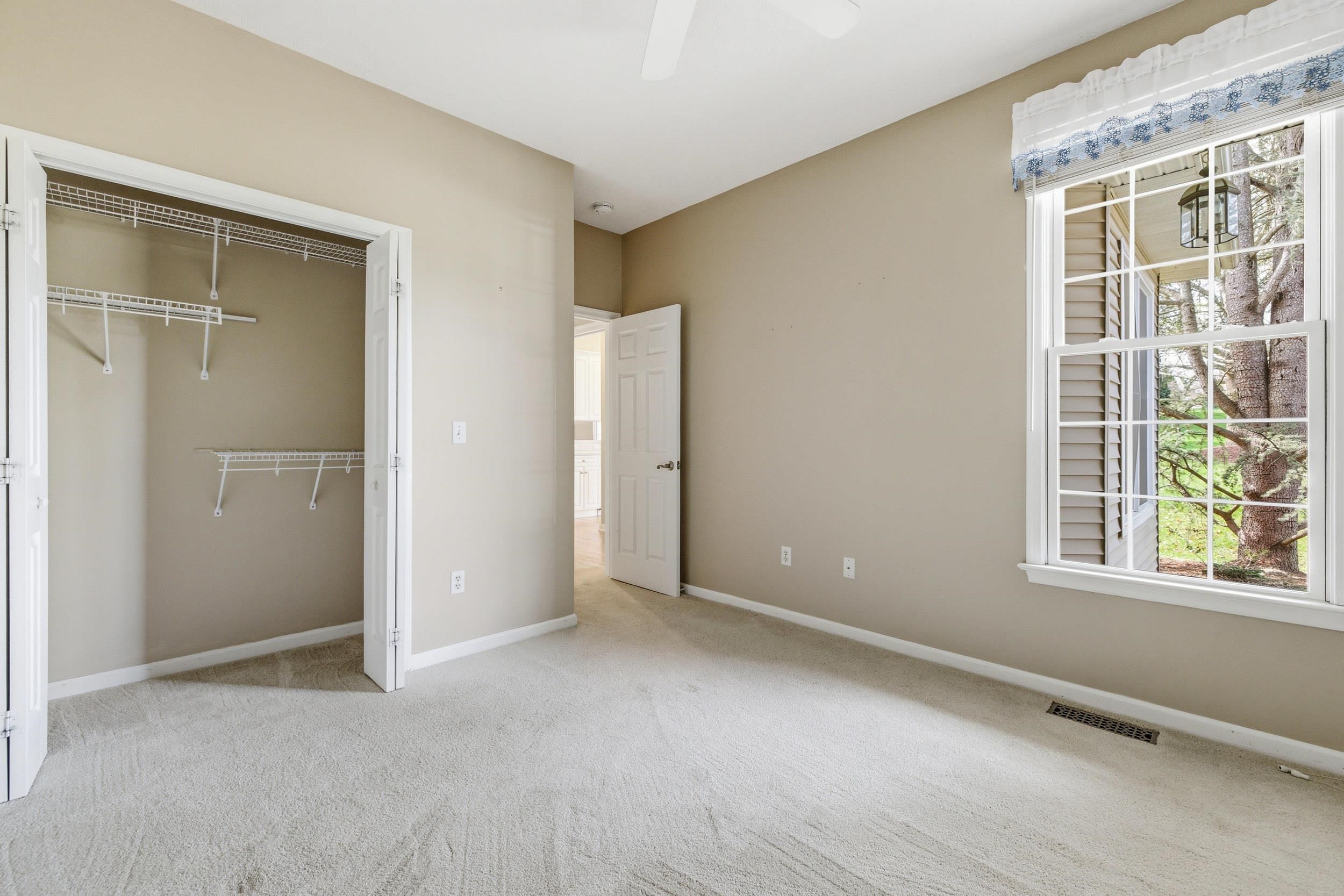 398 SPRING OAKS DR, ROCKINGHAM, Virginia 22801, 2 Bedrooms Bedrooms, ,2 BathroomsBathrooms,Residential,398 SPRING OAKS DR,674664 MLS # 674664