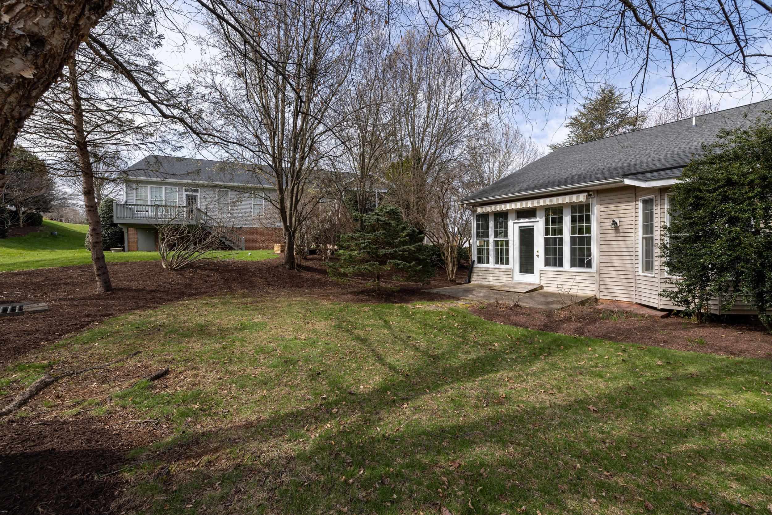 398 SPRING OAKS DR, ROCKINGHAM, Virginia 22801, 2 Bedrooms Bedrooms, ,2 BathroomsBathrooms,Residential,398 SPRING OAKS DR,674664 MLS # 674664