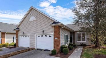 398 SPRING OAKS DR, ROCKINGHAM, Virginia 22801, 2 Bedrooms Bedrooms, ,2 BathroomsBathrooms,Residential,398 SPRING OAKS DR,674664 MLS # 674664