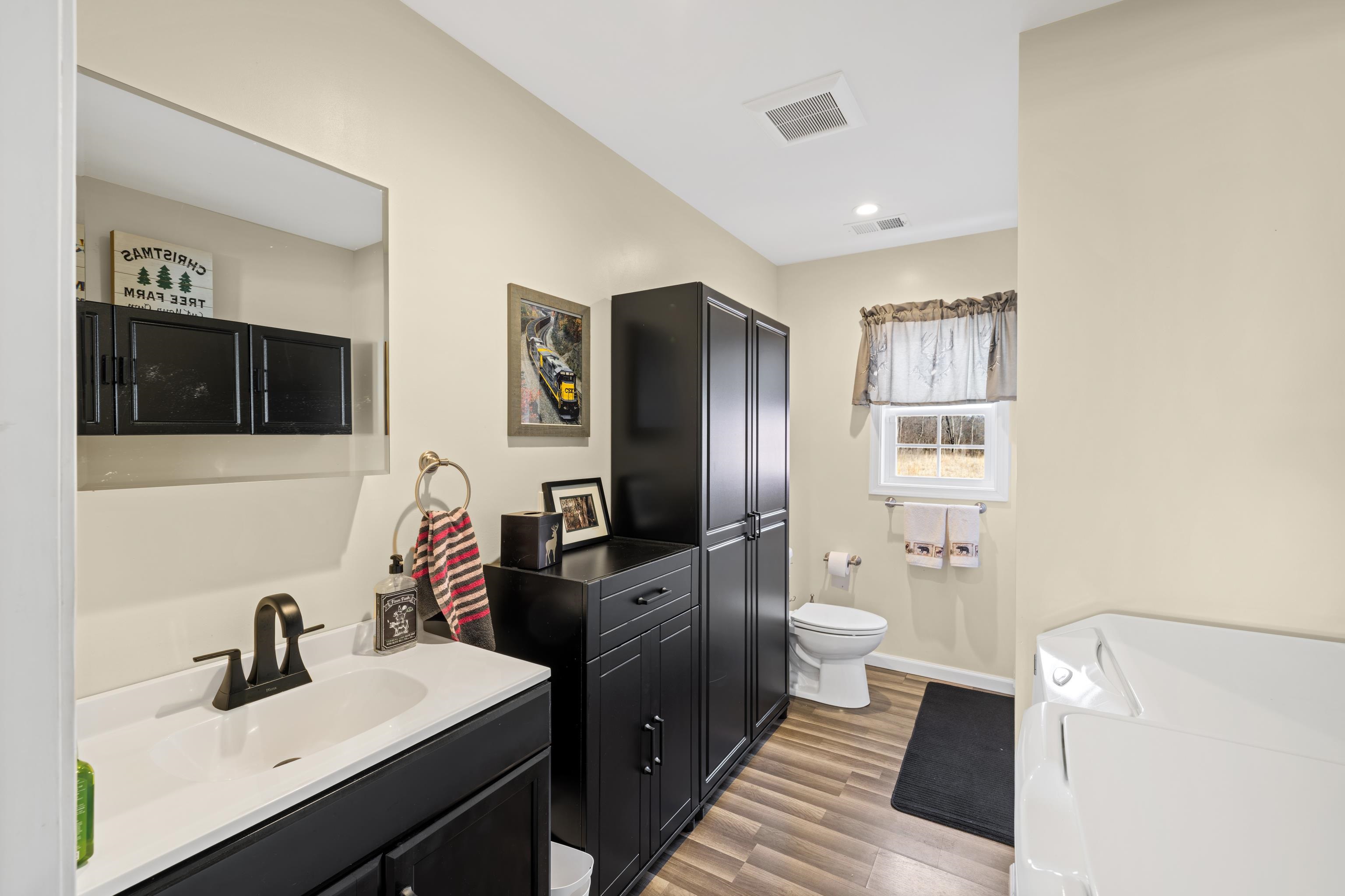 493 RAILROAD AVE, CRAIGSVILLE, Virginia 24430, 2 Bedrooms Bedrooms, ,1 BathroomBathrooms,Residential,493 RAILROAD AVE,674665 MLS # 674665 493 RAILROAD AVE, CRAIGSVILLE, Virginia 24430, 2 Bedrooms Bedrooms, ,1 BathroomBathrooms,Residential,493 RAILROAD AVE,674665 MLS # 674665