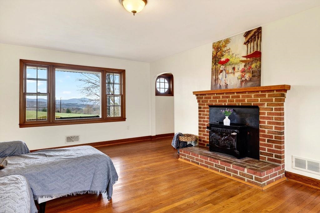 11 AVALON LN, LEXINGTON, Virginia 24450, 3 Bedrooms Bedrooms, ,2 BathroomsBathrooms,Residential,11 AVALON LN,674670 MLS # 674670 11 AVALON LN, LEXINGTON, Virginia 24450, 3 Bedrooms Bedrooms, ,2 BathroomsBathrooms,Residential,11 AVALON LN,674670 MLS # 674670