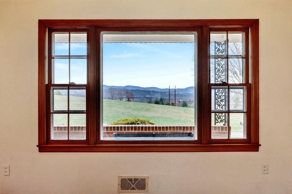 11 AVALON LN, LEXINGTON, Virginia 24450, 3 Bedrooms Bedrooms, ,2 BathroomsBathrooms,Residential,11 AVALON LN,674670 MLS # 674670 11 AVALON LN, LEXINGTON, Virginia 24450, 3 Bedrooms Bedrooms, ,2 BathroomsBathrooms,Residential,11 AVALON LN,674670 MLS # 674670