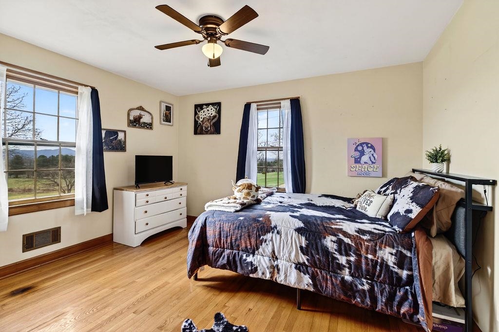 11 AVALON LN, LEXINGTON, Virginia 24450, 3 Bedrooms Bedrooms, ,2 BathroomsBathrooms,Residential,11 AVALON LN,674670 MLS # 674670 11 AVALON LN, LEXINGTON, Virginia 24450, 3 Bedrooms Bedrooms, ,2 BathroomsBathrooms,Residential,11 AVALON LN,674670 MLS # 674670