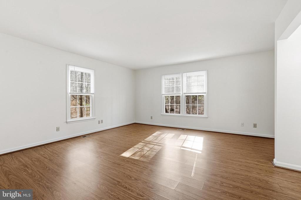 11306 REGAL CT, FREDERICKSBURG, Virginia 22407, 3 Bedrooms Bedrooms, ,2 BathroomsBathrooms,Residential,11306 REGAL CT,VASP2039766 MLS # VASP2039766