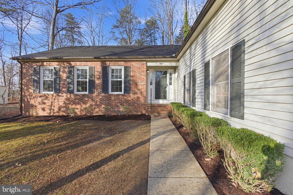 11306 REGAL CT, FREDERICKSBURG, Virginia 22407, 3 Bedrooms Bedrooms, ,2 BathroomsBathrooms,Residential,11306 REGAL CT,VASP2039766 MLS # VASP2039766