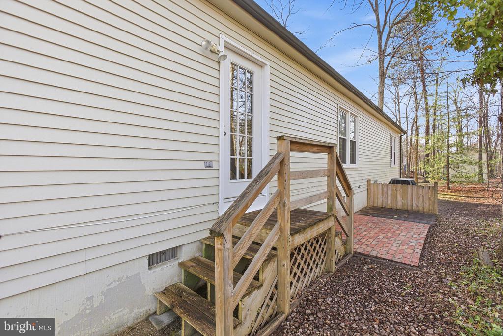 11306 REGAL CT, FREDERICKSBURG, Virginia 22407, 3 Bedrooms Bedrooms, ,2 BathroomsBathrooms,Residential,11306 REGAL CT,VASP2039766 MLS # VASP2039766