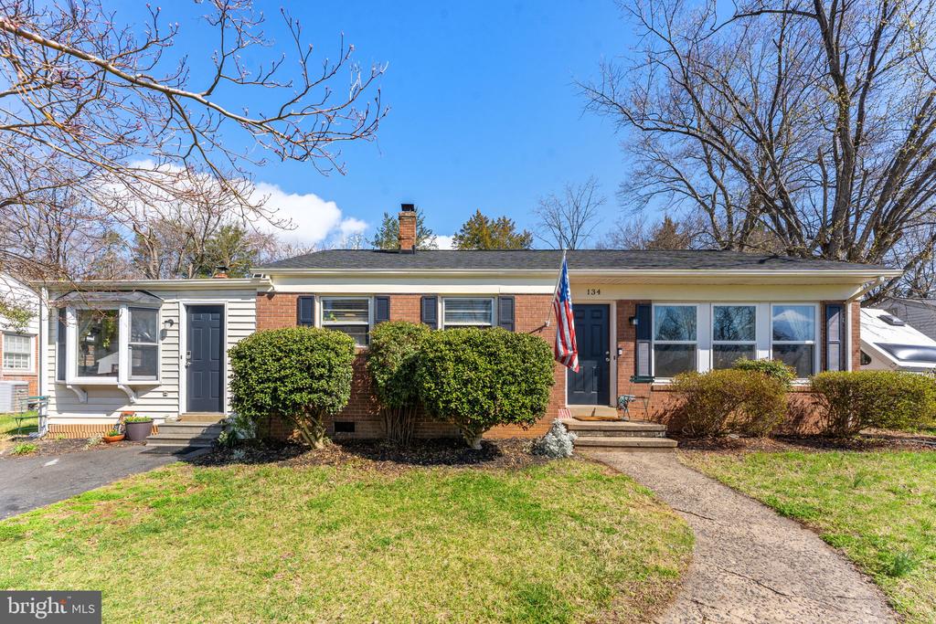 134 GARR AVE, CULPEPER, Virginia 22701, 3 Bedrooms Bedrooms, ,1 BathroomBathrooms,Residential,134 GARR AVE,VACU2012986 MLS # VACU2012986