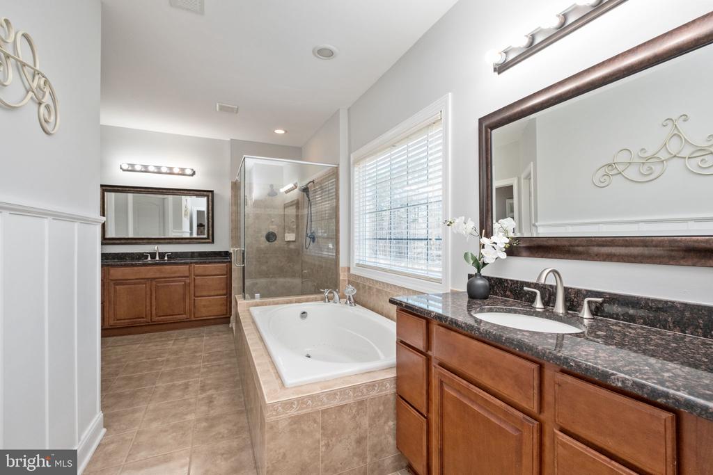 909 HANCOCK DR, RUCKERSVILLE, Virginia 22968, 4 Bedrooms Bedrooms, ,4 BathroomsBathrooms,Residential,909 HANCOCK DR,VAGR2000824 MLS # VAGR2000824 909 HANCOCK DR, RUCKERSVILLE, Virginia 22968, 4 Bedrooms Bedrooms, ,4 BathroomsBathrooms,Residential,909 HANCOCK DR,VAGR2000824 MLS # VAGR2000824