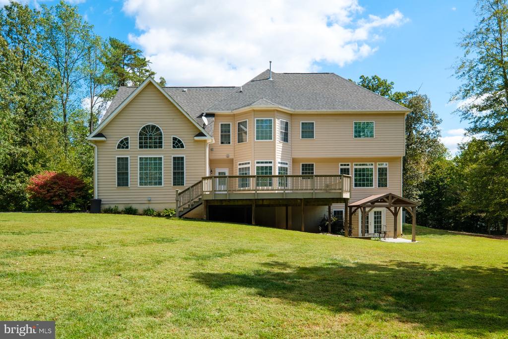 909 HANCOCK DR, RUCKERSVILLE, Virginia 22968, 4 Bedrooms Bedrooms, ,4 BathroomsBathrooms,Residential,909 HANCOCK DR,VAGR2000824 MLS # VAGR2000824 909 HANCOCK DR, RUCKERSVILLE, Virginia 22968, 4 Bedrooms Bedrooms, ,4 BathroomsBathrooms,Residential,909 HANCOCK DR,VAGR2000824 MLS # VAGR2000824