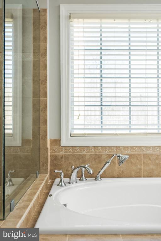 909 HANCOCK DR, RUCKERSVILLE, Virginia 22968, 4 Bedrooms Bedrooms, ,4 BathroomsBathrooms,Residential,909 HANCOCK DR,VAGR2000824 MLS # VAGR2000824 909 HANCOCK DR, RUCKERSVILLE, Virginia 22968, 4 Bedrooms Bedrooms, ,4 BathroomsBathrooms,Residential,909 HANCOCK DR,VAGR2000824 MLS # VAGR2000824